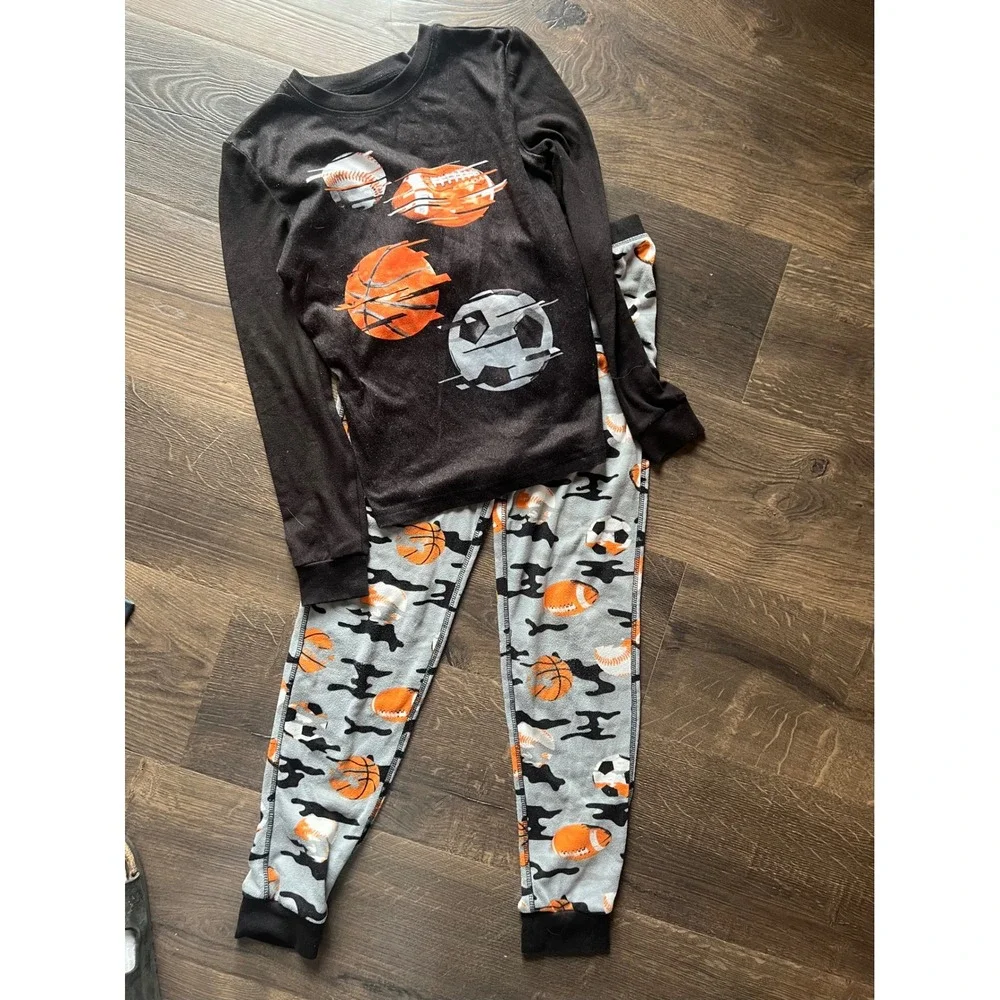 Cuddl Dude Kids Pajama Set Size‎ 12 Long Sleeve Pants Sports Balls Print